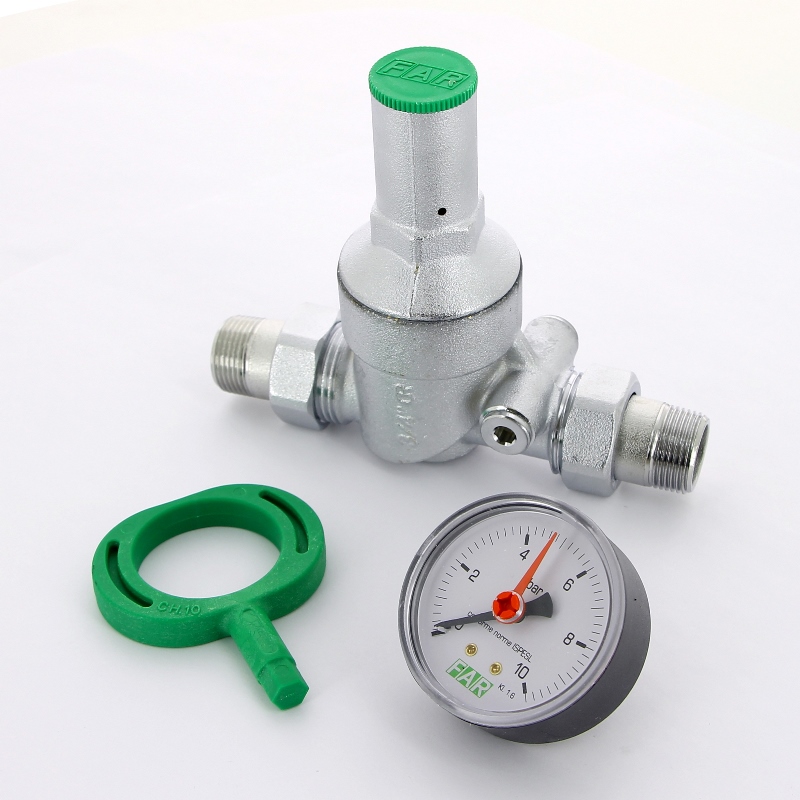 Редуктор хром. 3/4" (НР-НР) с визуализацией давления, с манометром